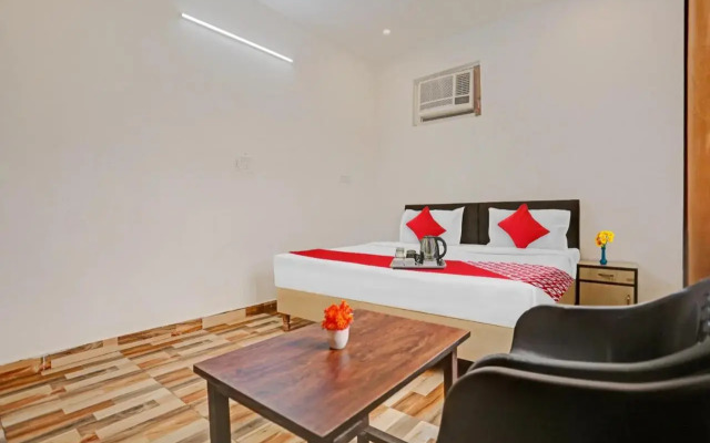OYO Hotel Nirvan Near Jahangirpuri Metro Station