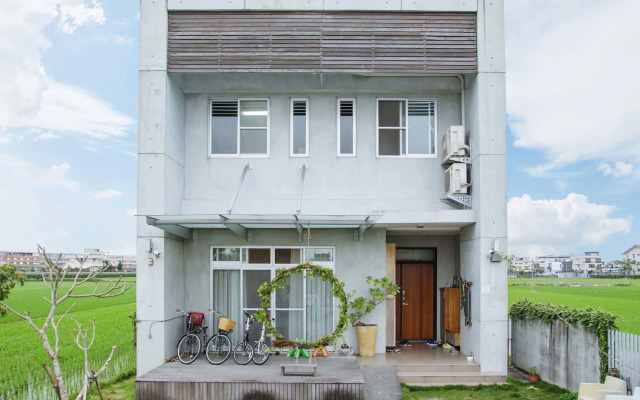 Outside Inn