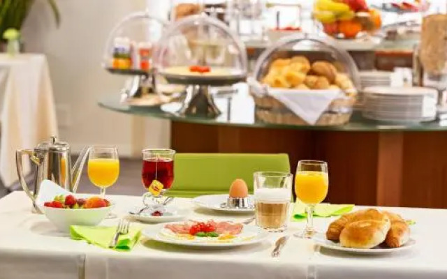 Hotel First