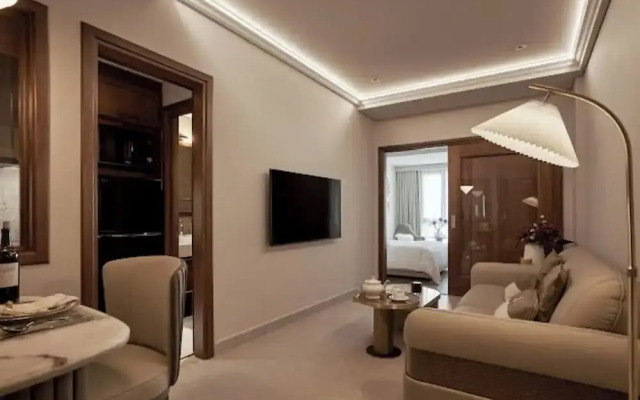 Sunflower Apartment - Suite by THC Group