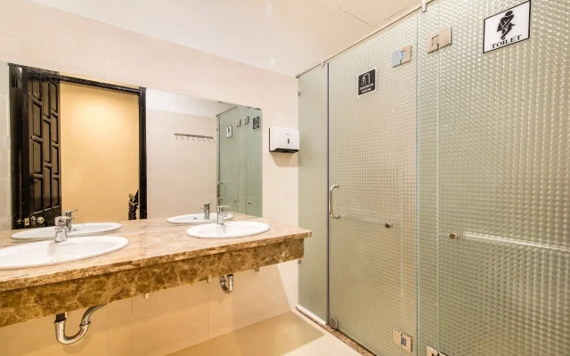 Amona Hotel - Hostel