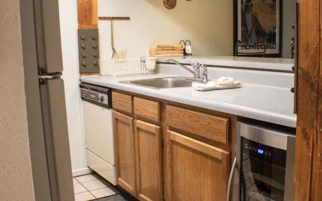 Redstone By Crested Butte Lodging