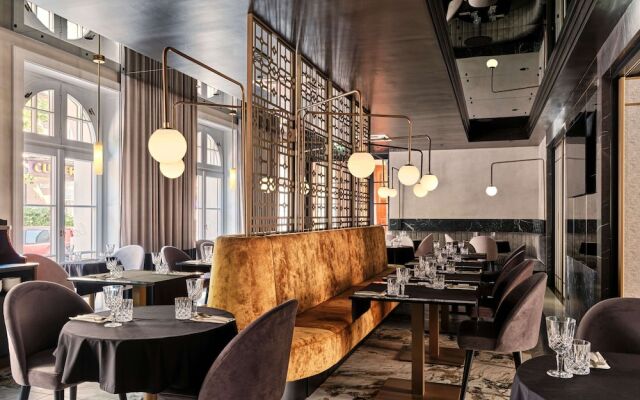 The Crown Krakow Center - Handwritten Collection ACCOR