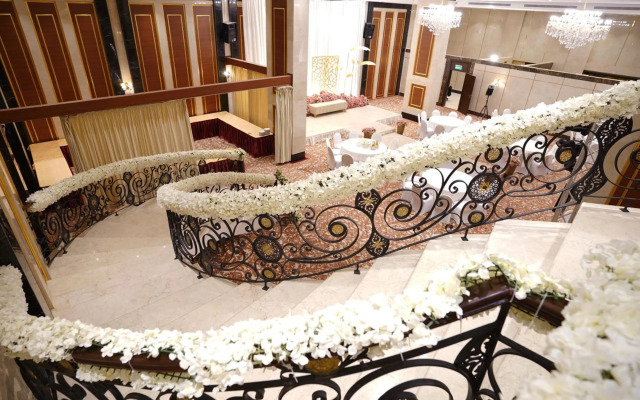 Rosemond Al Hamra