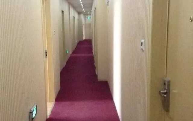 Golden Kylin Business Hotel
