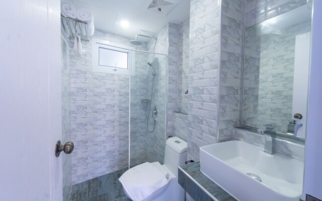 Spark Hotel
