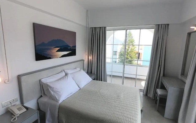 Alos Suites