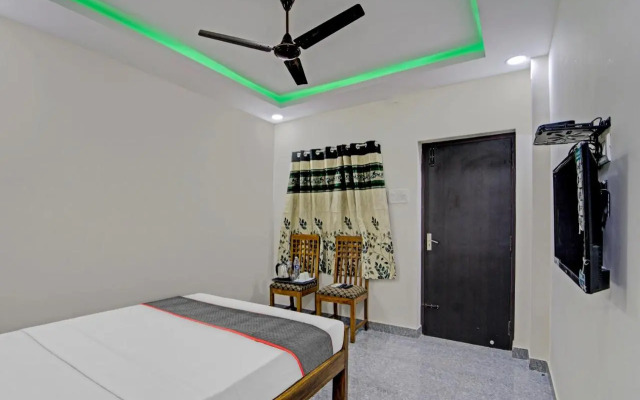 Townhouse 1096 Hotel Redfox Nungambakkam