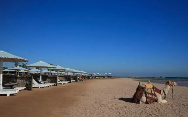 Pharaoh Azur Resort