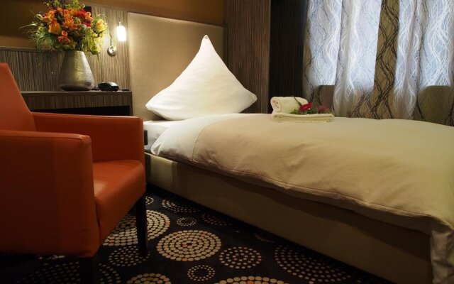 Myhotel