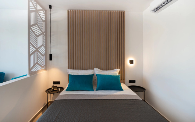 Zoes Hotel