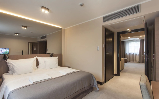 Hotel Ilonn