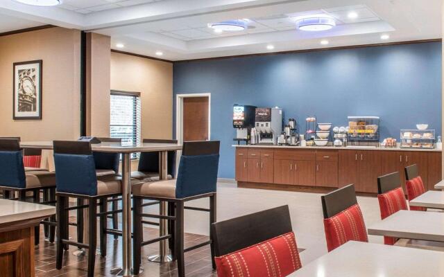 Comfort Inn and Suites