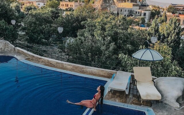 Dream Cave Hotel & Hostel