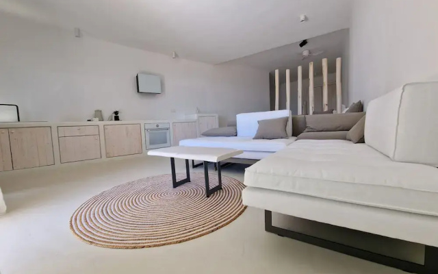 MvibesMykonos homes and studios