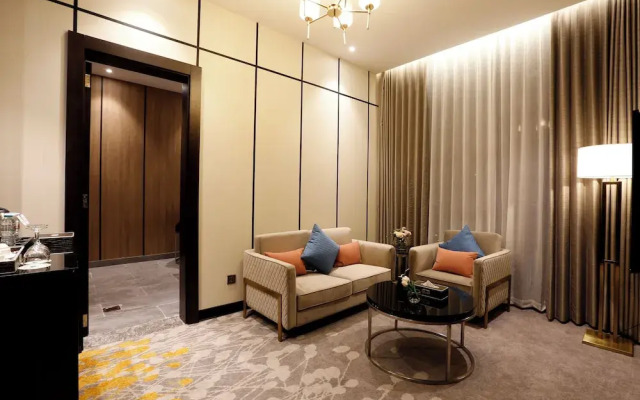 Freesia Hotel