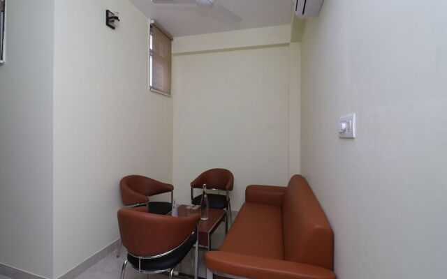 OYO 12074 Vikrant's Residency
