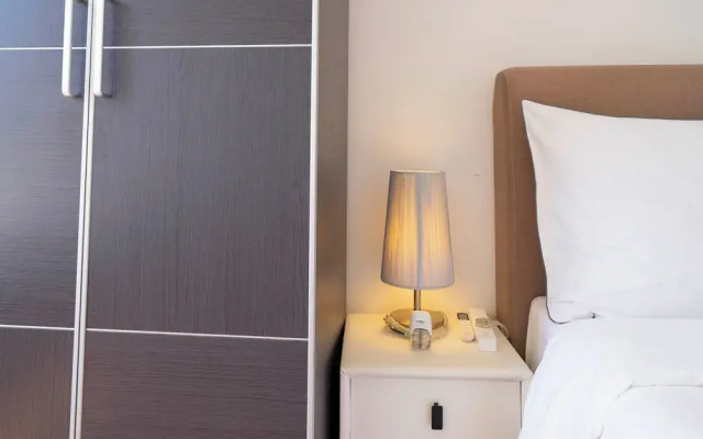 Tyms 1BR 1BA Apt Yongxin Century