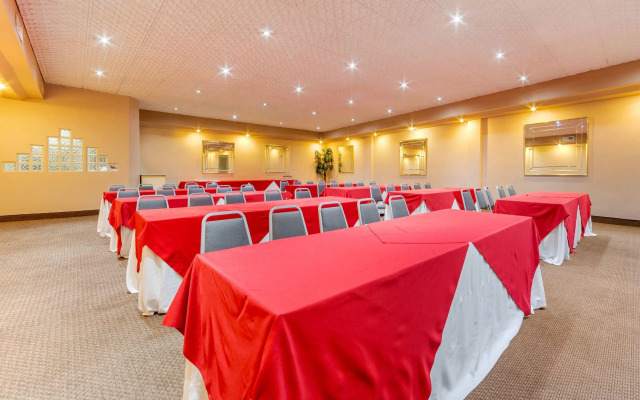 Quality Inn Piedras Negras