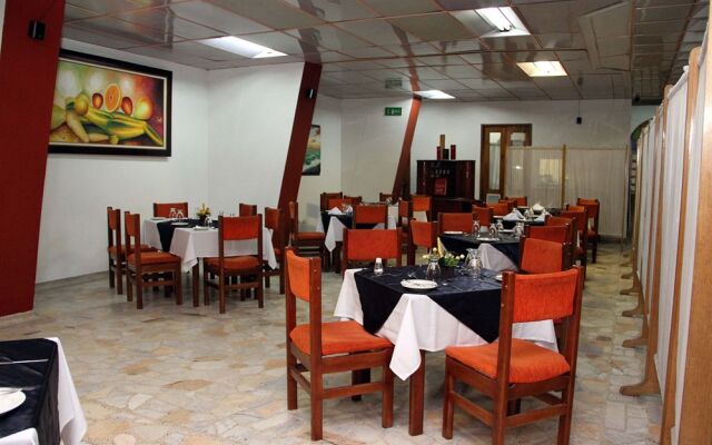 Hotel Suarel Center