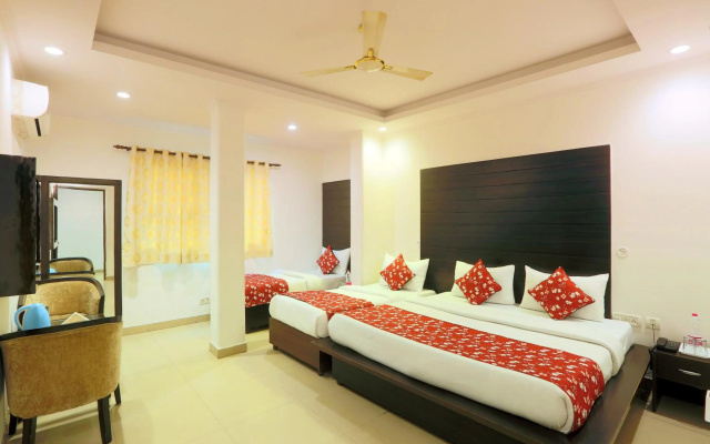 Airport Hotel Chanakya – Guest Rooms – Delhi
