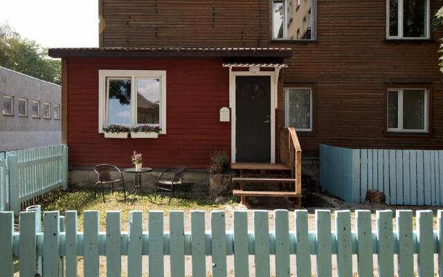 Cute apartment, next to old town, with free parking