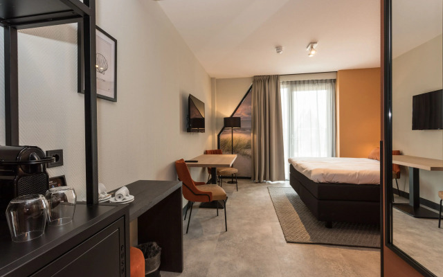 Hotel Zeeuws Licht  Kloeg Collection