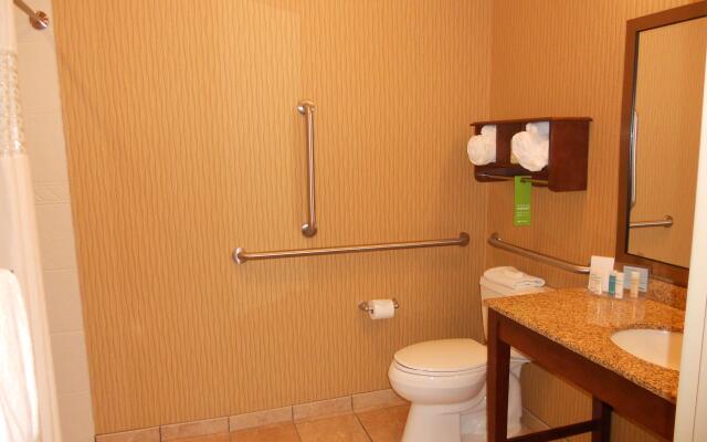 Hampton Inn & Suites Cincinnati/Uptown-University Area