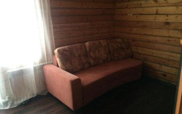 Guest House on Dalnyaya Kamenushka 243