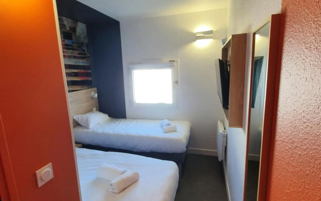 KYRIAD DIRECT ORLEANS - Olivet - La Source