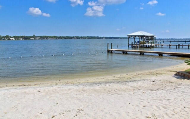 Compass Point by Youngs Suncoast