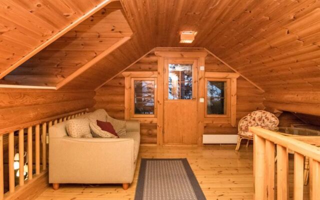 Holiday Home Kärkimökki