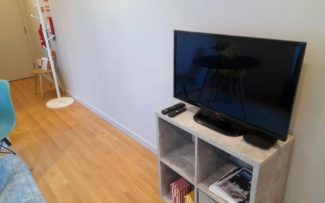 White Design Apartment