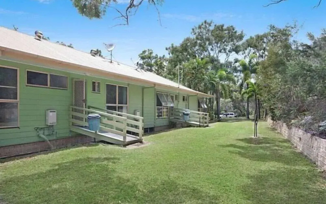 Orchid Beach Apartments