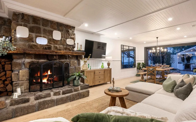 Bella s Cottage Spa Sauna Large Groups – Lobby – Melbourne