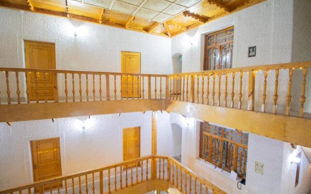 Hotel Zaringiz