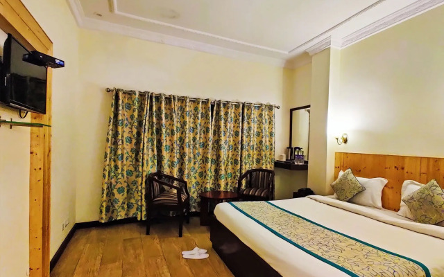 Royal Jardin Whistling Pines Resort