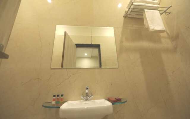 Pine Regency - Aravali's Peak view