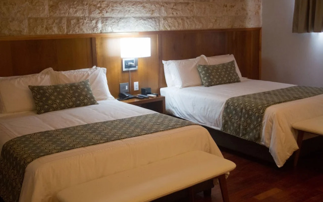 Los Brezos Boutique Hotel