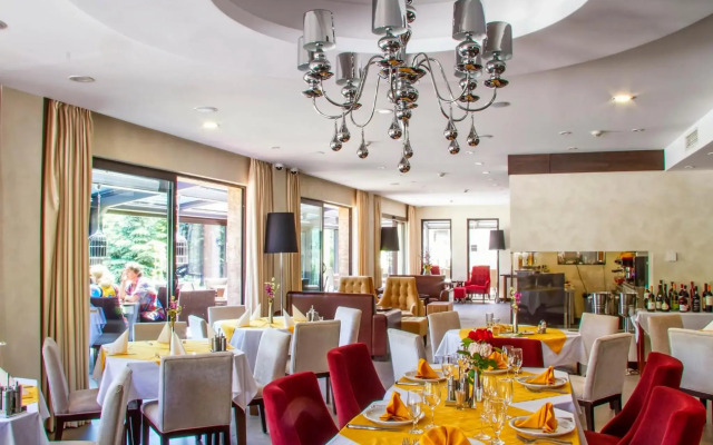 Hotel MIR