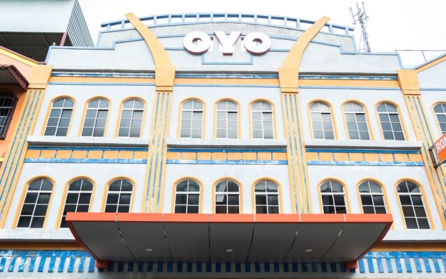 Capital O 664 Romance Hotel