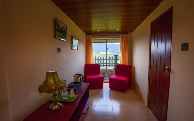 The Iris Villa