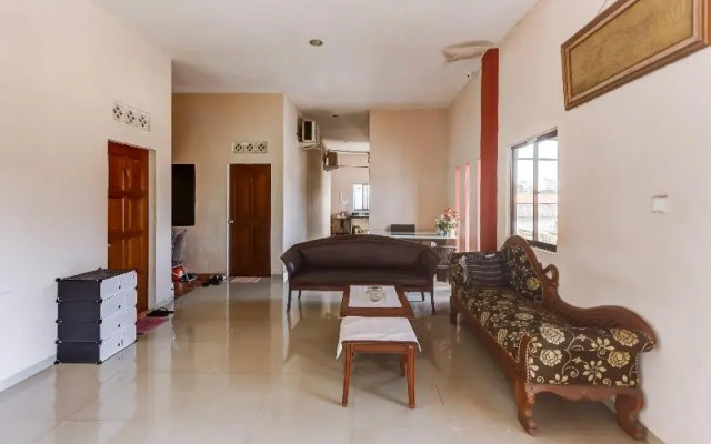 Oyo 91298 Rumah Cantik Homestay