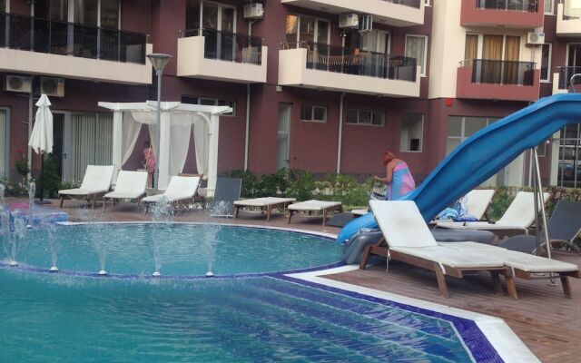 Apartments in Admiral Plaza Aparthotel