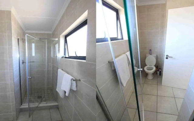 The Parks Airport Apartment