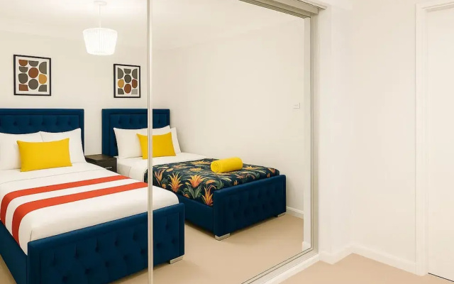 House - Sleeps 7 - Pet Friendly - Garden - Parking