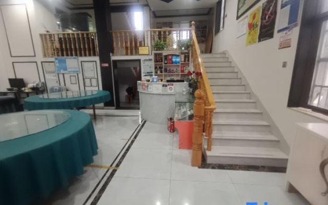 Xinchang Yunqi Small Building House