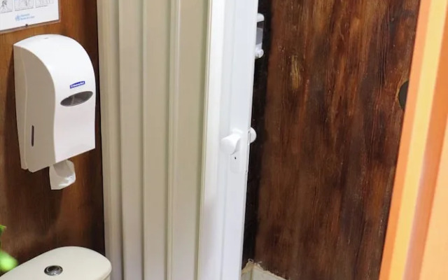 Lakeview Cabin with Jacuzzi in Guatapé