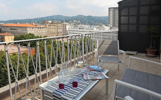 Appartamento con Vista in Zona Lingotto