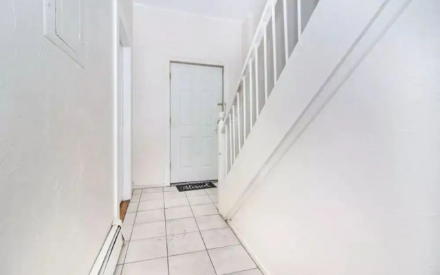 Bedrooms near Fenway & Downtown Boston